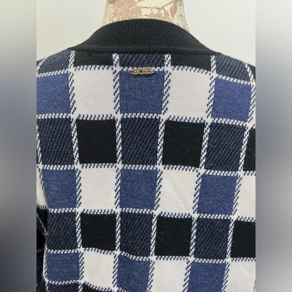 BOSS Blue and black check crew neck crop sweater size L - Picture 8 of 16
